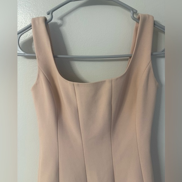 BCBG MAX AZRIA SCOOP NECK FLUTED DRESS - Picture 3 of 9